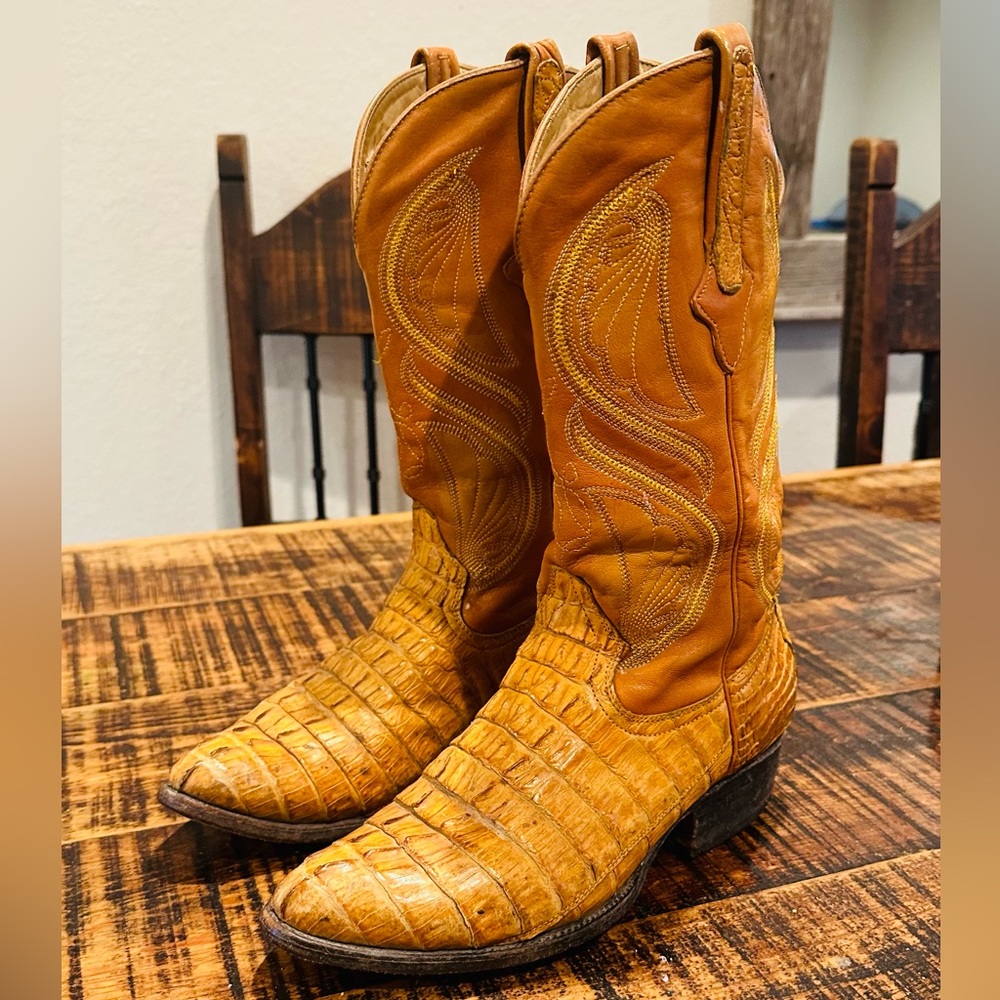 VINTAGE CUADRA MEXICO GATOR WESTERN BOOT MEN OR WOMEN!! Men size 7.5 women 8.5/9